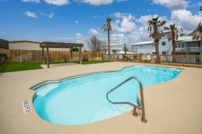 Sunrise Villas 208 - BOARDWALK TO THE BEACH!